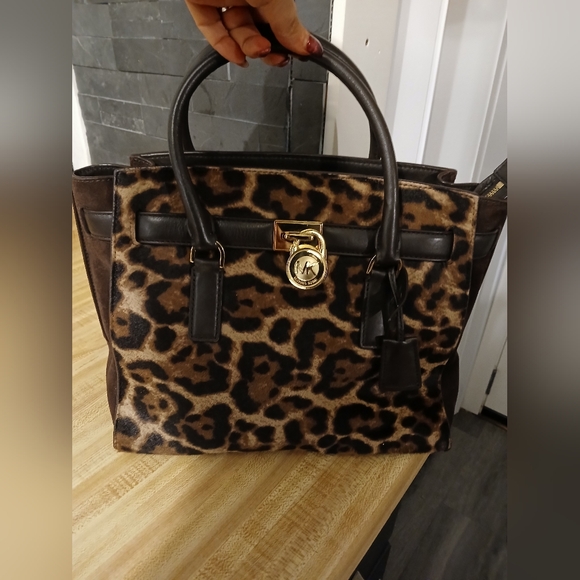 Michael Kors GORGEOUS Leopard Hamilton Tote - Picture 2 of 10
